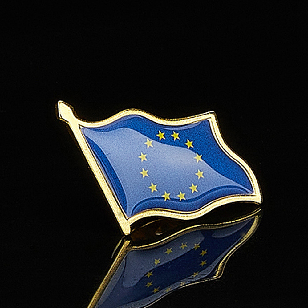 European Union Patriotism Badg - Travel Accessories Europe 评论和价格