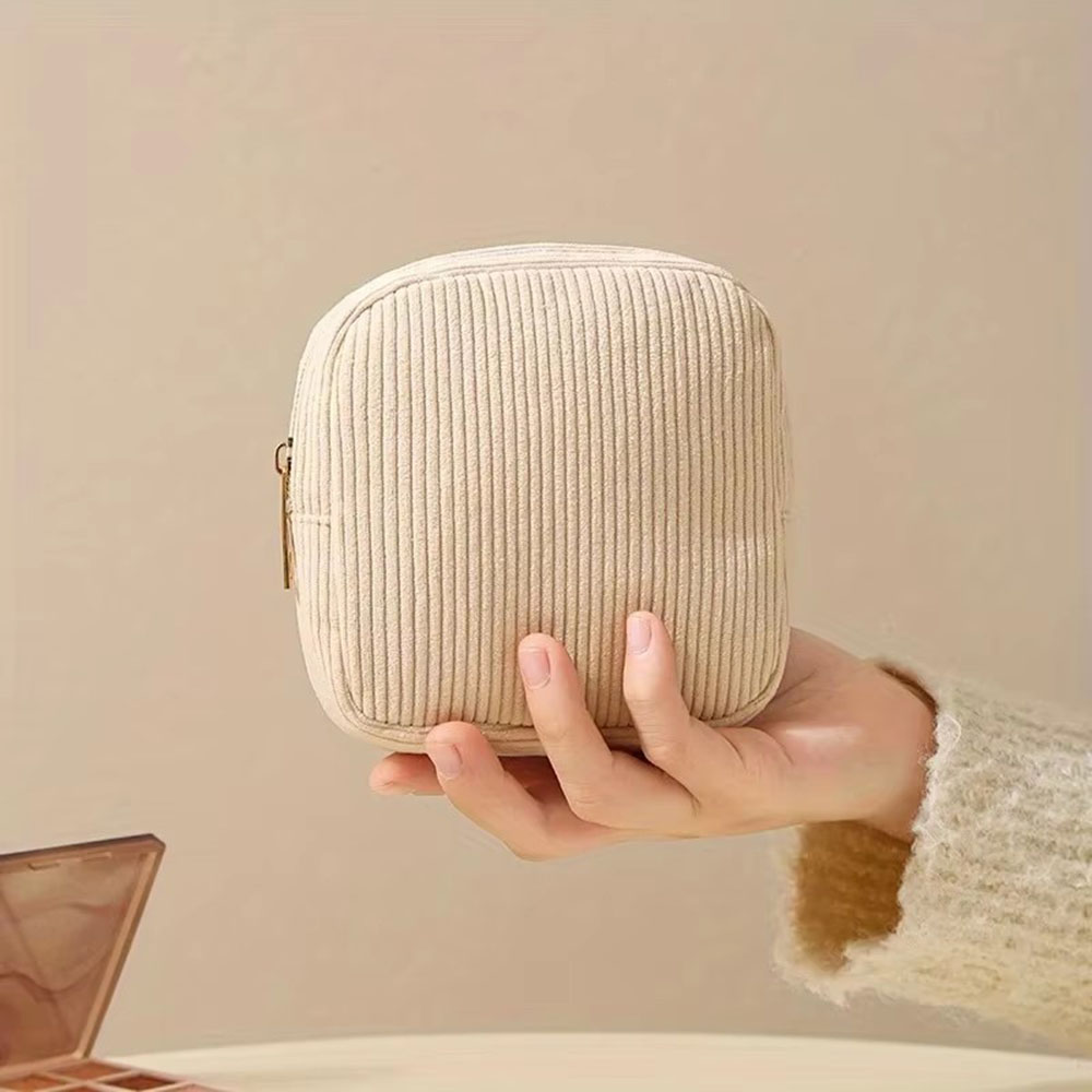 Large Capacity Sanitary Pads B - Travel Accessories Organizer 评论和价格