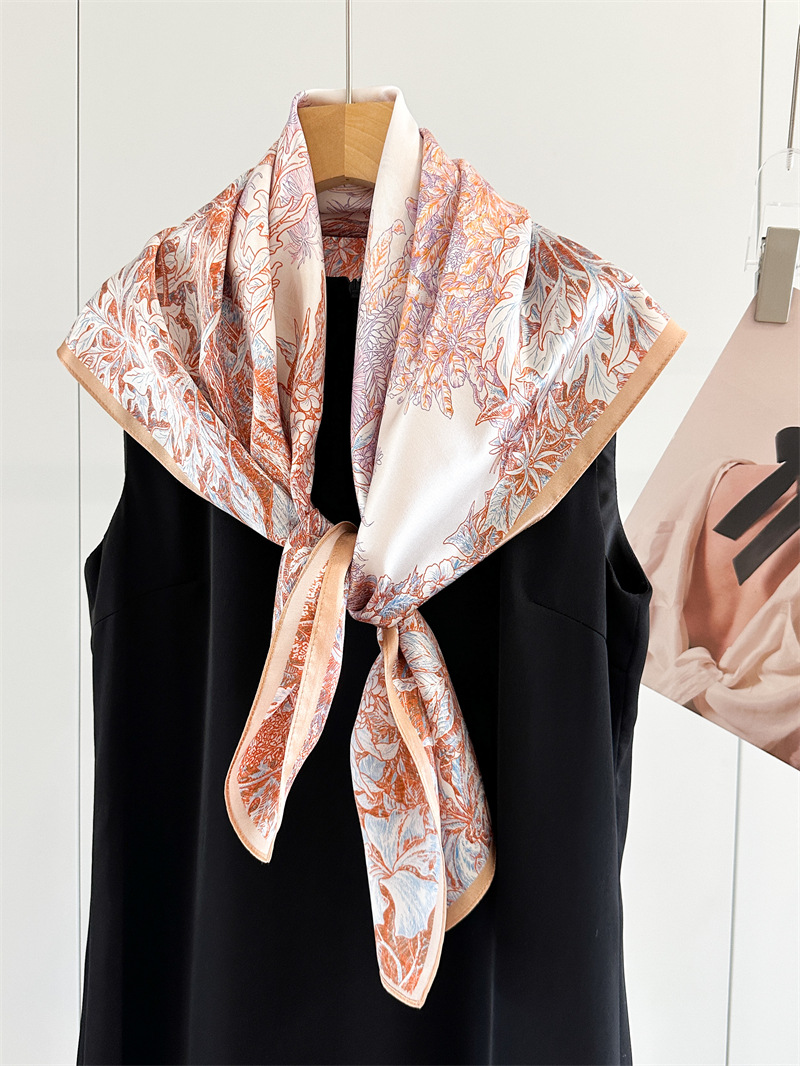 Soft Silk Scarf Women Square B - Travel Accessories To Gift 评论和价格